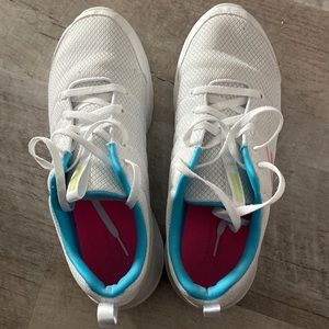 Slechers “Go Walk” women’s shoes